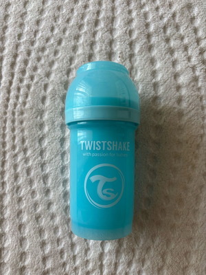 Μπιμπερό Twistshake καινούργιο με αναδευτήρα και θήκη μεταφοράς τροφής