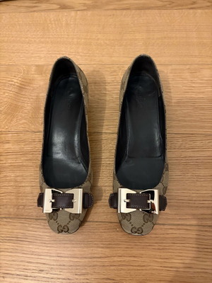Gucci fabric pumps like new, beige, size 36