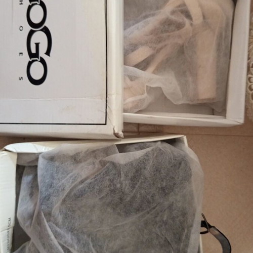 GoGo Shoes women's sandals pack of 2, size 38, new, beige and black