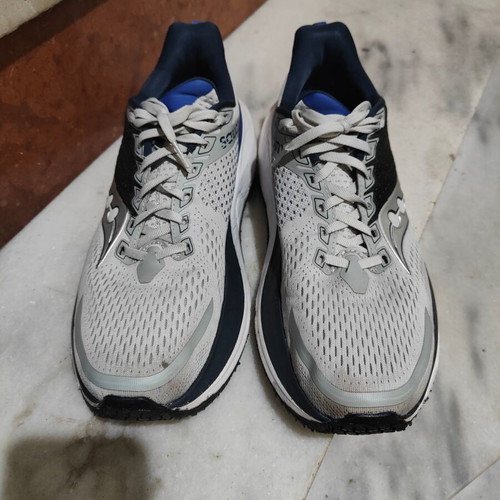Saucony Guide 17 Vibram athletic shoes size 45 used, black and gray