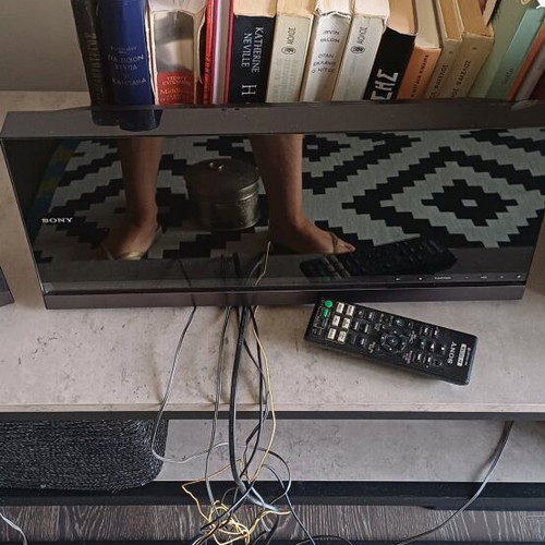 Sony Home Theatre System DAV F300 like new