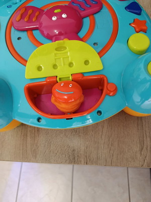 ItsImagical double-sided interactive activity center