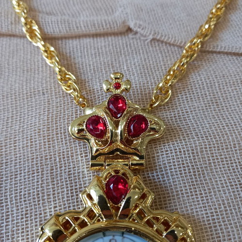 Epistithios Hieratic Cross Agio Mandilio with Chain new
