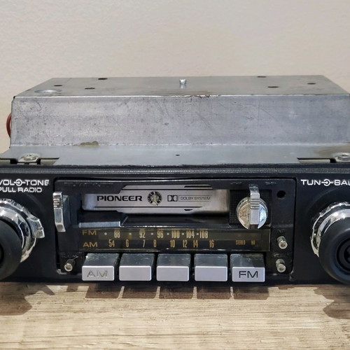 Pioneer KP-8500 car radio used, unknown condition