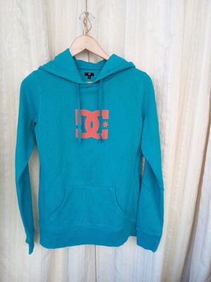 DC petrol hoodie like new, large, green