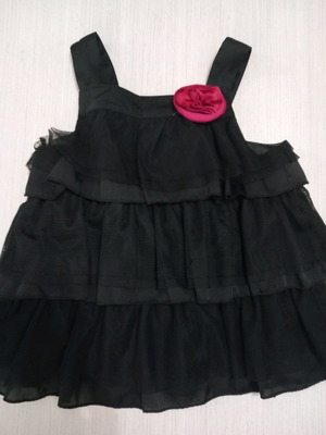 H and M blouse used with red rose for girl 3-4 years old
