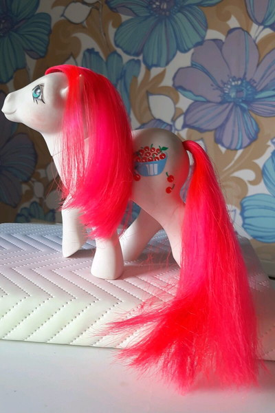 HASBRO G1 My Little Pony - Sweetberry Cherrytreats