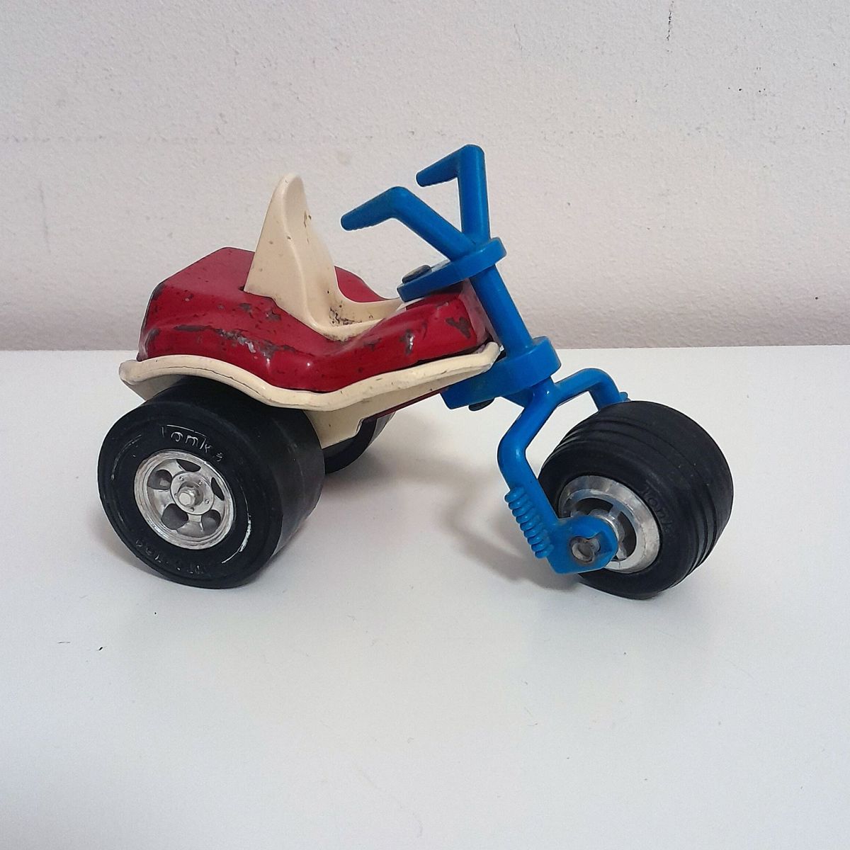 Tonka trike top