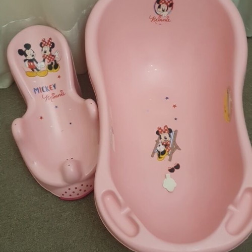 Baby bath for girl like new