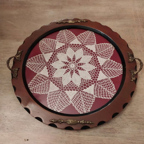 Wooden serving tray with crochet used, 40cm diameter