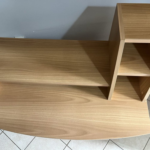Neoset desk with chair like new, melamine wood