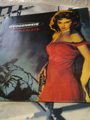 Pyogenesis Twinaleblood 2LP vinyl like new, metal