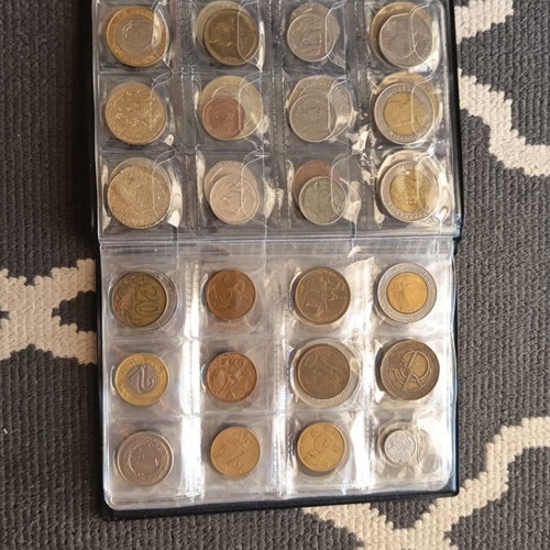 Collectible coins like new, set of 78 from around the world