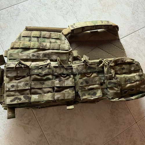 DCS battle vest in excellent condition
