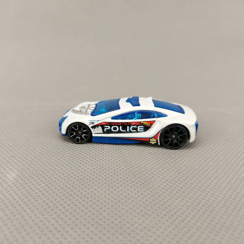 Hot Wheels Speed Trap 2010 HWPD toy car used, white-blue 1:64