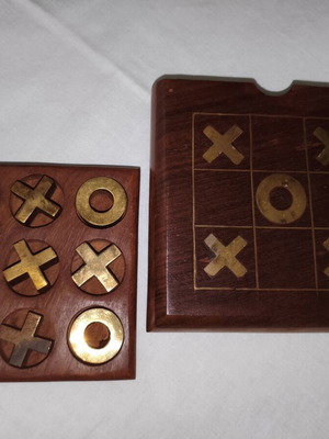 Wooden decorative Tic-Tac-Toe game from Sheesham wood and brass, new