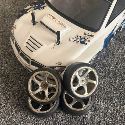 Λάστιχα για RC drift μεταχειρισμένα με γρατζουνιές