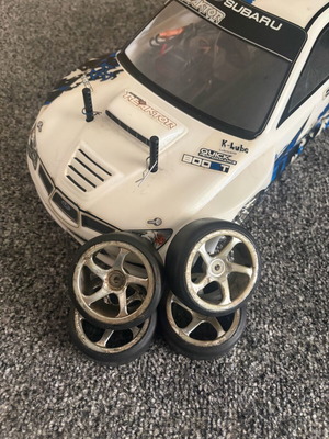 Λάστιχα για RC drift μεταχειρισμένα με γρατζουνιές