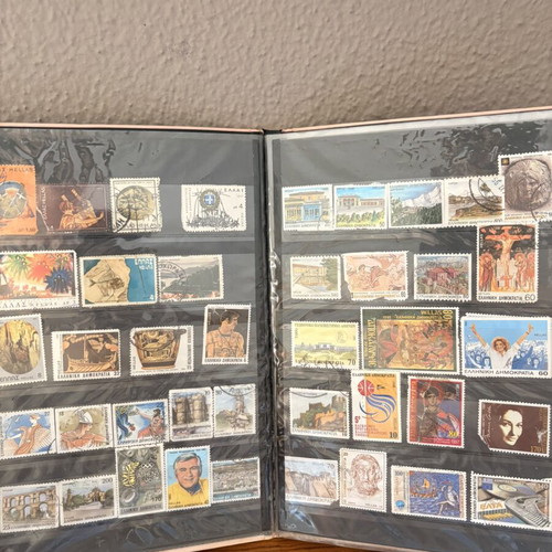 Stamp collection like new with album from 1950 to 2000