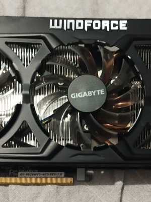 AMD R9 290 4GB graphics card
