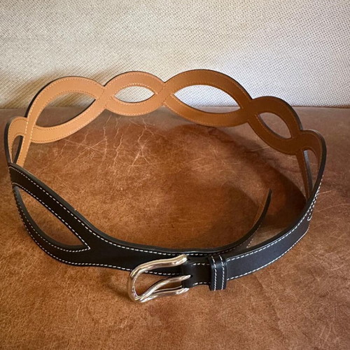 Hermes women's belt like new, size 80, white and beige