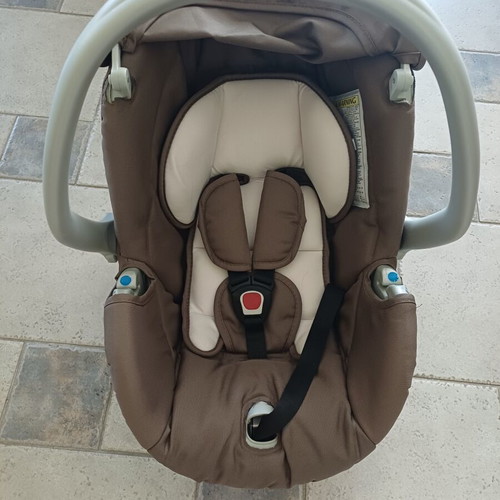Baby car seat and port bebe CAM like new, 0-13 kg, made in Italy