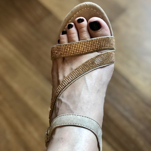 Exe platform sandals nude pink suede with rhinestones size 39 like new