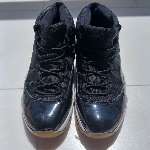 Space Jam 11 Style Basketball Shoes like new