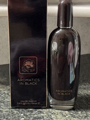 Clinique Aromatics In Black Eau de Parfum 100ml σαν καινούργιο