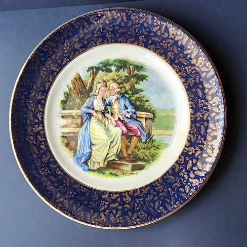 Vintage Wood & Sons Enoch Romance Decorative Wall Plate used
