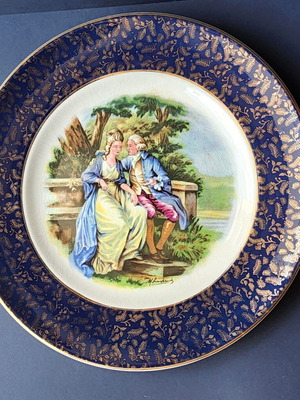 Vintage Wood & Sons Enoch Romance Decorative Wall Plate used