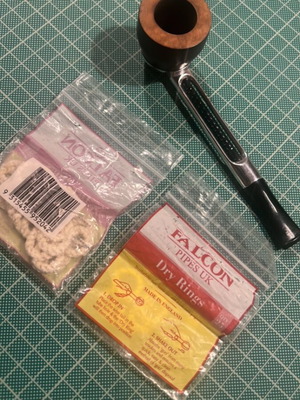 Falcon tobacco pipe used, made in England with filters and accessories