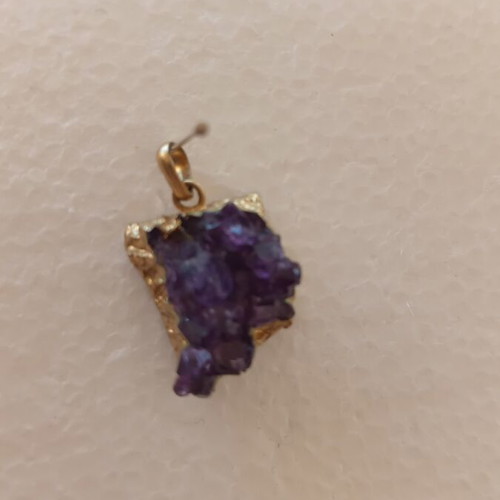 Necklace with amethyst energy crystal