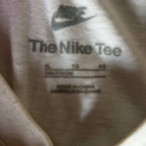 Nike camo t-shirt like new, white, size XL for 15-16 years old