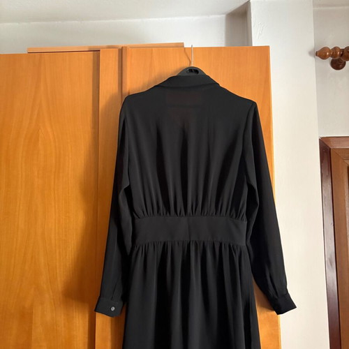 Black blouse dress like new with slits