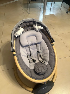 Kikaboo Ashlee baby rocker with music and remote