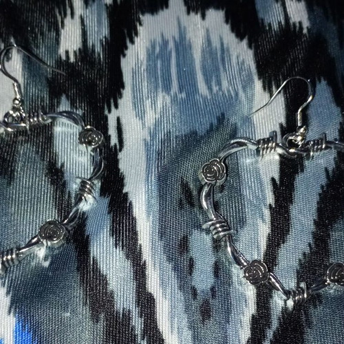 Rosie and Barbed Wire Earrings new, gothic style, silver