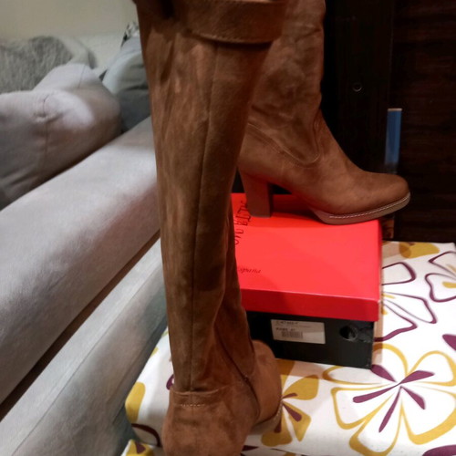 Alta Moda tall brown suede boot like new, size 41