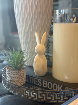 Minimalist Easter Bunny like new