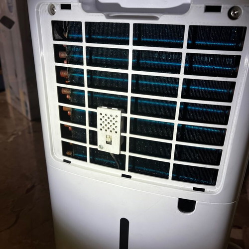 Primo PRDH-45003i dehumidifier with compressor and ionizer 12lt like new