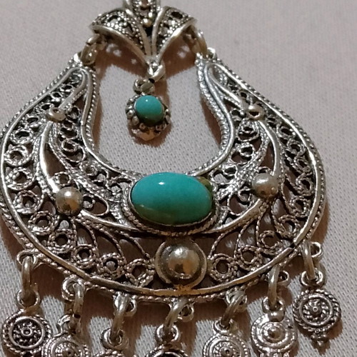 Handmade silver vintage necklace with filigree and turquoise like new