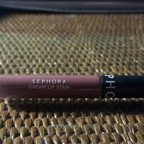 Sephora Collection Lip Stain 23 and Nyx Lip Liner Mauve used