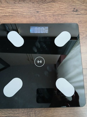 Electronic scale new with Bluetooth and body fat measurement