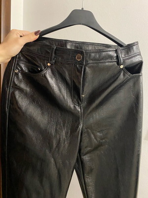 Pinko vinyl leather pants new, size S-M, black
