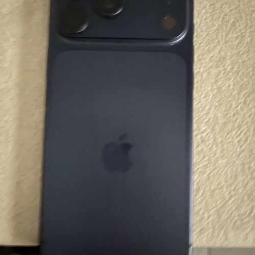 iPhone 17 Pro Max 256GB like new