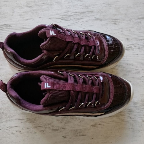 Fila sneakers like new, bordo color, size 38