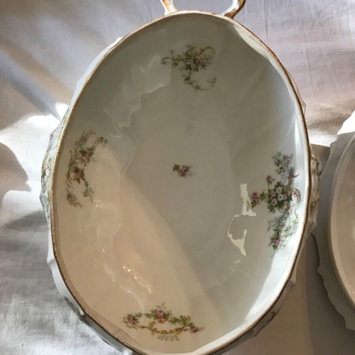 Limoges soup tureen used, 25 cm diameter, late 19th/early 20th century