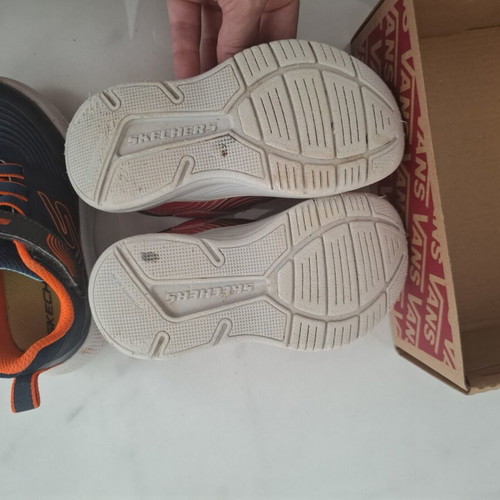 Skechers sneakers used, size 24, blue and red, pair of two