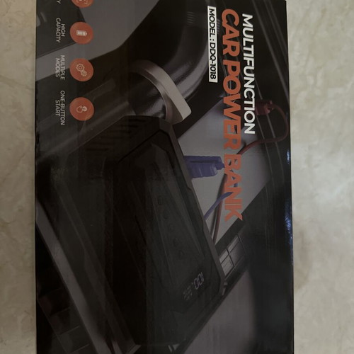 Multifunctional Car Battery Jump Starter DDQ-1018 new with air compressor