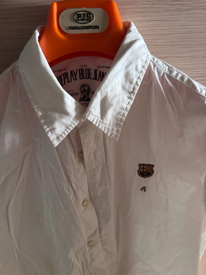 Replay Barcelona Original Shirt like new